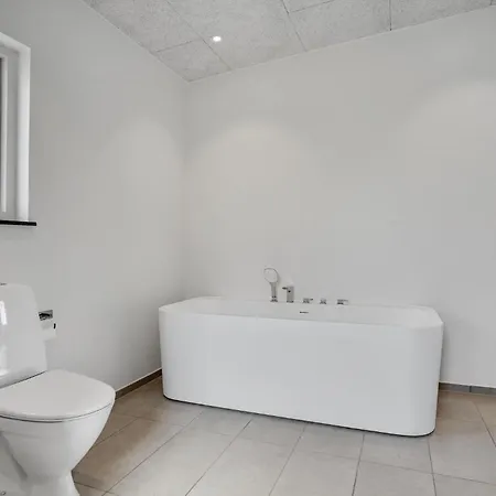 בית נופש Stunning In With Sauna הדרסלב