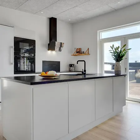 Stunning In With Sauna בית נופש