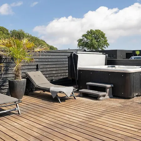 Stunning In With Sauna בית נופש *