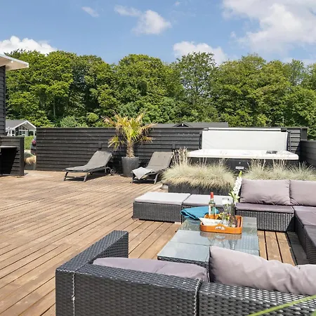 Stunning In With Sauna