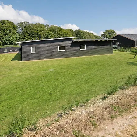 בית נופש Stunning In With Sauna הדרסלב