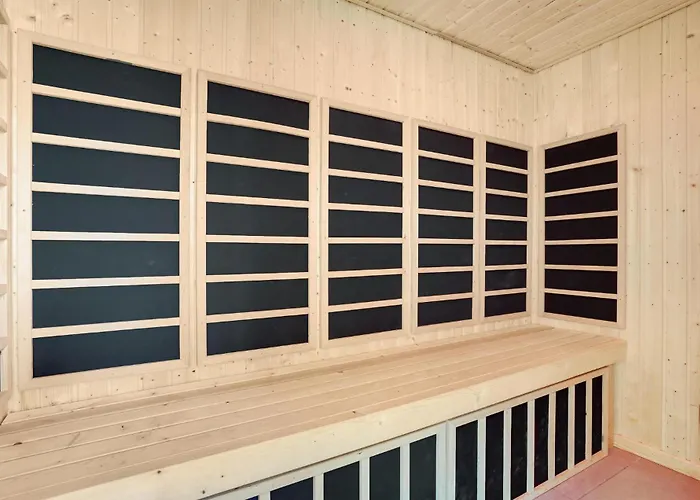 Stunning In With Sauna ハザスレウ